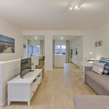 Huswell - Stunning Apartment At The Beachfront Of De Haan Luaran gambar