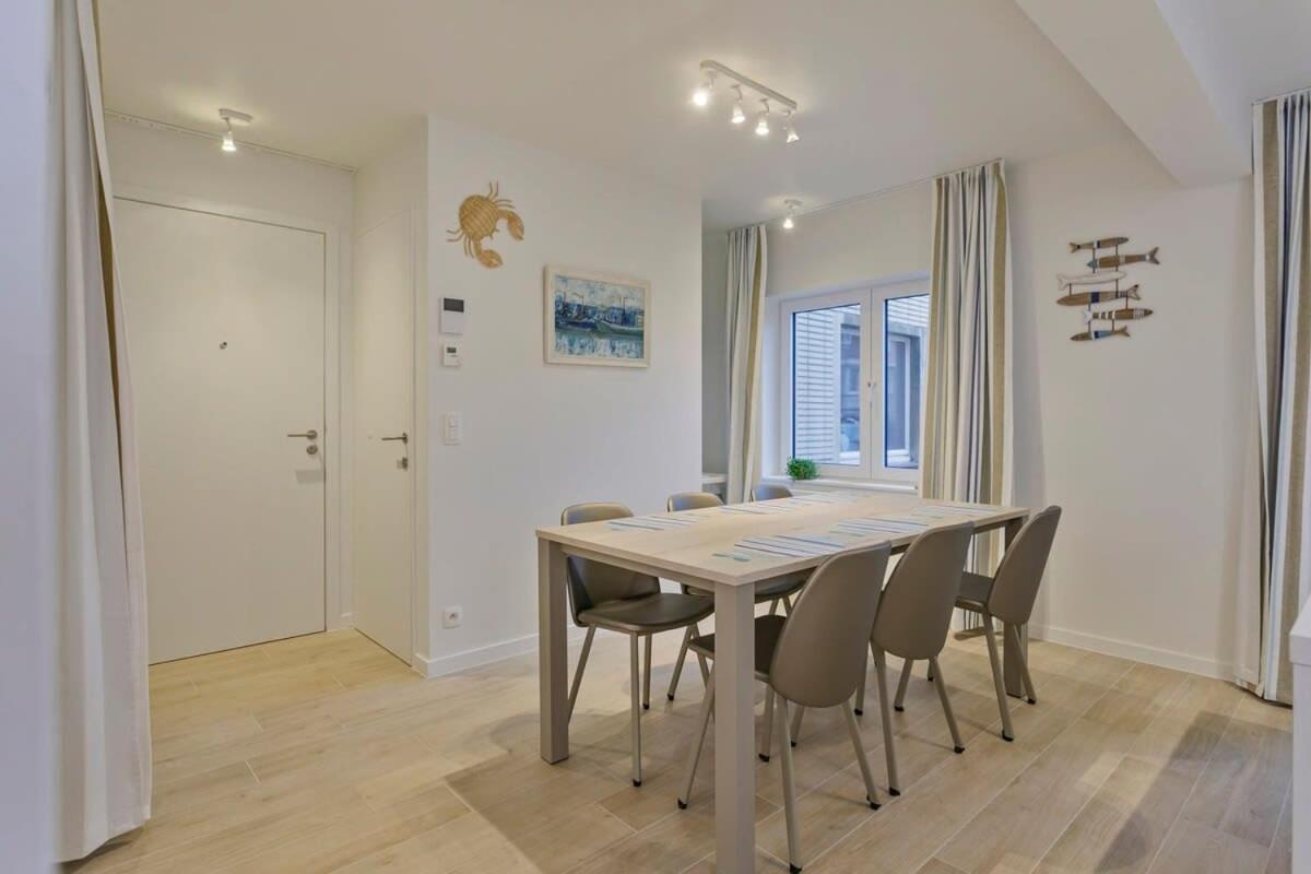 Huswell - Stunning Apartment At The Beachfront Of De Haan Luaran gambar