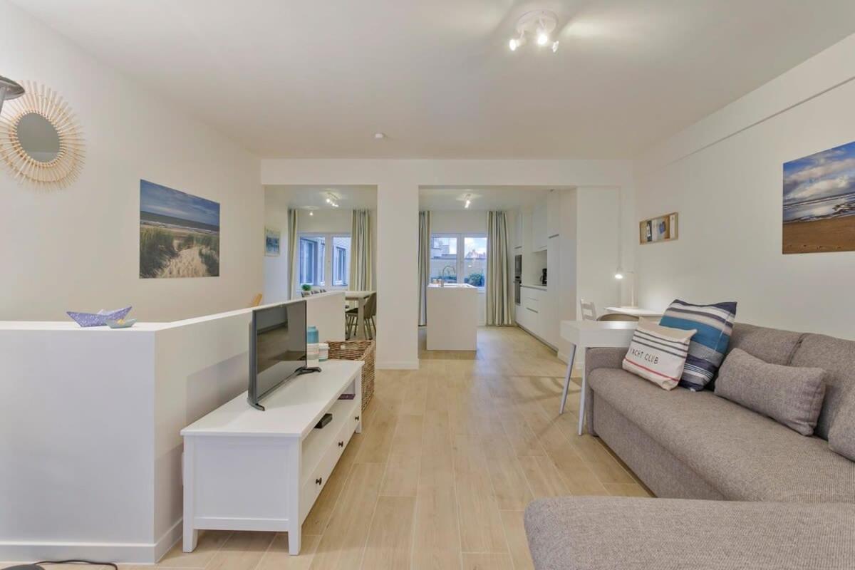 Huswell - Stunning Apartment At The Beachfront Of De Haan Luaran gambar