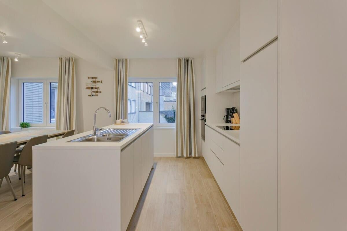 Huswell - Stunning Apartment At The Beachfront Of De Haan Luaran gambar